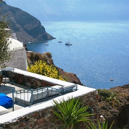 Ifestio Bed & Breakfast Oia